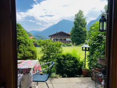 Terrasse mit Bergblick