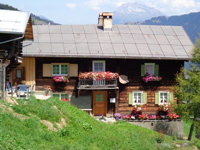 Ferienwohnung Gün Derungs - Ansicht Sommer