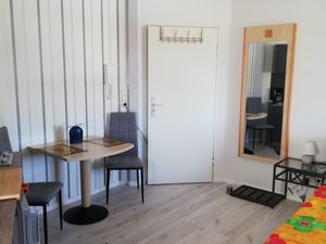 22605483-Ferienwohnung-2-Sagard-300x225-2