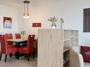 24015741-Ferienwohnung-4-Sagard-300x225-3