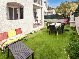 23762546-Ferienwohnung-6-Saint-Cyr-sur-Mer-300x225-0