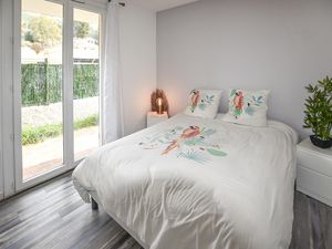 23762546-Ferienwohnung-6-Saint-Cyr-sur-Mer-300x225-4