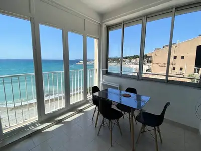 Ferienwohnung für 5 Personen (28 m²) in Saint-Cyr-sur-Mer 1/10