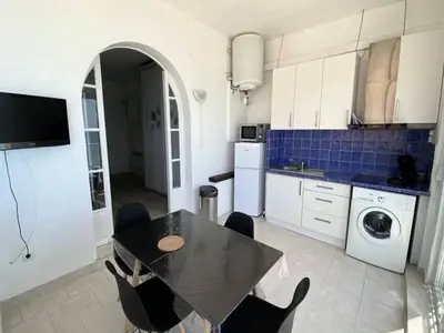 Ferienwohnung für 5 Personen (28 m²) in Saint-Cyr-sur-Mer 6/10