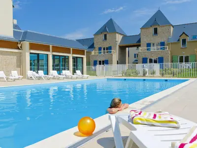 PoolOfHouse