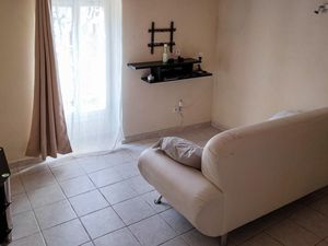 23762347-Ferienwohnung-2-Saint-Maximin-la-Sainte-Baume-300x225-2