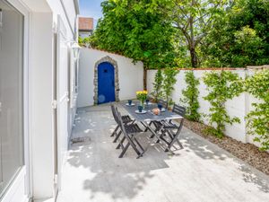 23854549-Ferienwohnung-4-Saint-Palais-sur-Mer-300x225-0