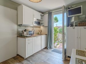 24044026-Ferienwohnung-2-Saint-Palais-sur-Mer-300x225-5