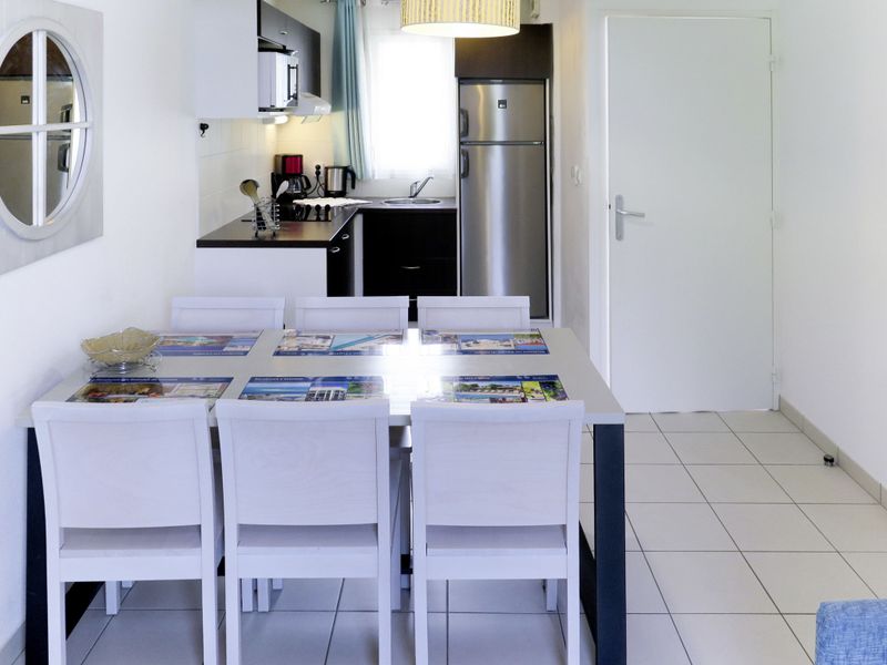 23853295-Ferienwohnung-6-Saint-Palais-sur-Mer-800x600-2