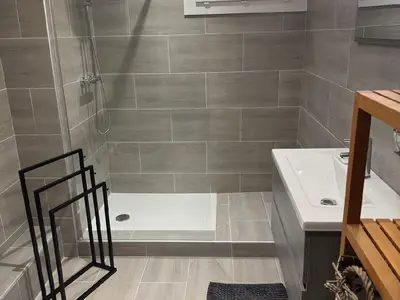 Dusche und WC