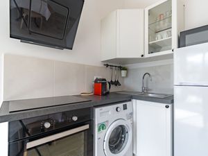 23859424-Ferienwohnung-4-Saint-Raphaël-300x225-1