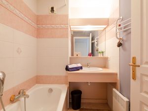 23859512-Ferienwohnung-4-Saint-Raphaël-300x225-1