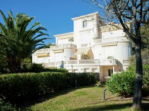 19346868-Ferienwohnung-4-Saint-Raphaël-300x225-0