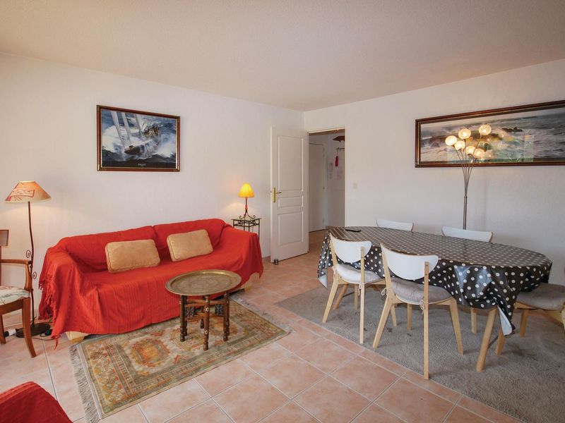 23739828-Ferienwohnung-5-Saint-Raphaël-800x600-1