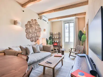 Ferienwohnung für 7 Personen (55 m²) in Saint-Tropez 1/10