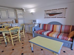 22808843-Ferienwohnung-5-Sainte-Maxime-300x225-4