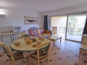 22808843-Ferienwohnung-5-Sainte-Maxime-300x225-5