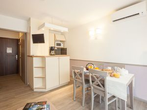 23878491-Ferienwohnung-4-Sainte-Maxime-300x225-5