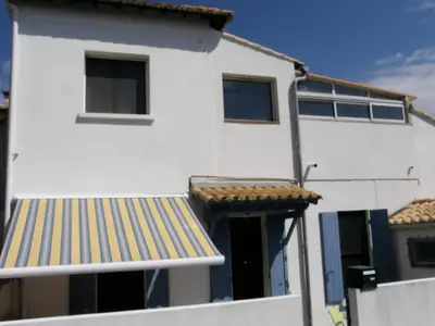 Ferienwohnung für 5 Personen (38 m²) in Saintes-Maries-de-la-Mer 1/10