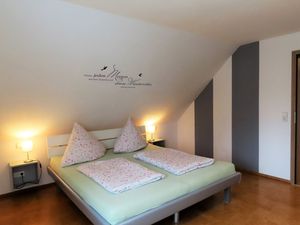 23887064-Ferienwohnung-6-Salem (Bodenseekreis)-300x225-3