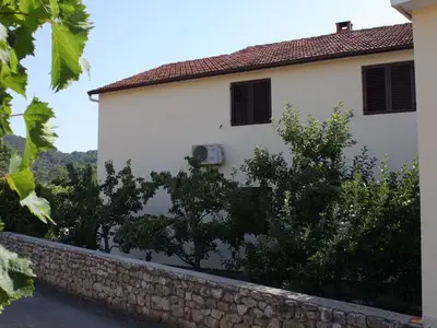 Ferienwohnung für 3 Personen in Sali 4/10