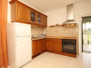 23930044-Ferienwohnung-4-Sali-300x225-3