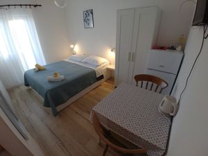 18323812-Ferienwohnung-2-Sali-300x225-1