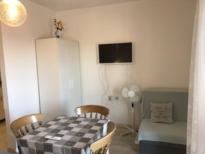 18323041-Ferienwohnung-3-Sali-300x225-1