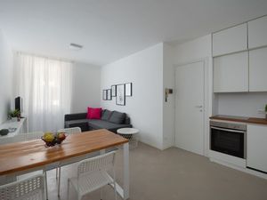 23989863-Ferienwohnung-4-Salo-300x225-5