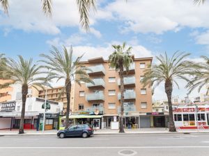 23844323-Ferienwohnung-4-Salou-300x225-5