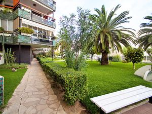 23845637-Ferienwohnung-4-Salou-300x225-5