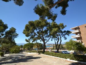 23864080-Ferienwohnung-4-Salou-300x225-5