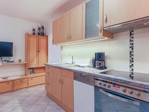 23895944-Ferienwohnung-7-Salvenberg-300x225-5