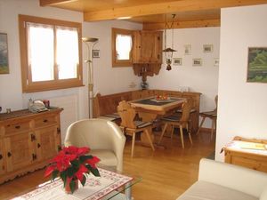 23671642-Ferienwohnung-4-Samedan-300x225-2