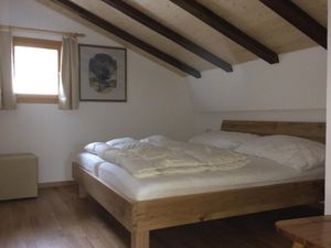 23671642-Ferienwohnung-4-Samedan-300x225-4