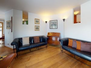 23324414-Ferienwohnung-6-Samedan-300x225-2