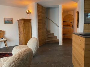 23897478-Ferienwohnung-4-Samedan-300x225-3