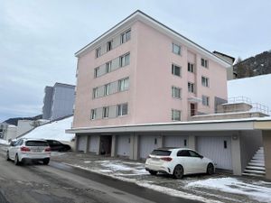 23540899-Ferienwohnung-4-Samedan-300x225-3