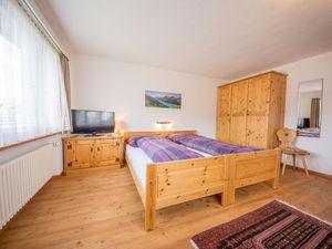 18726623-Ferienwohnung-2-Samedan-300x225-4