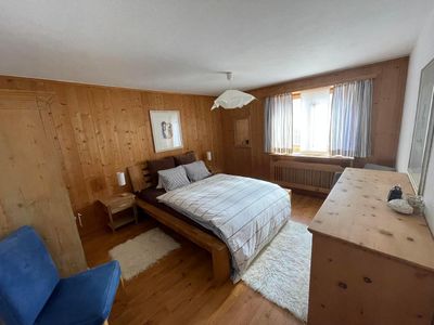 Schlafzimmer 2 (Eltern)