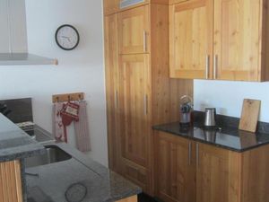 23953722-Ferienwohnung-2-Samedan-300x225-4