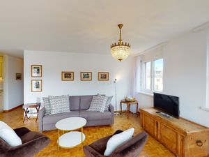 23324445-Ferienwohnung-6-Samedan-300x225-3