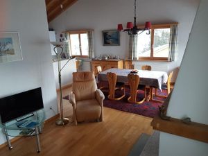 23445072-Ferienwohnung-4-Samedan-300x225-3