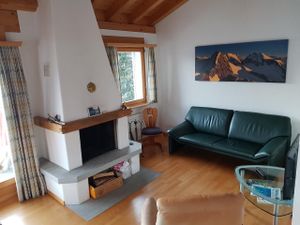 23445072-Ferienwohnung-4-Samedan-300x225-4