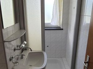 24020841-Ferienwohnung-4-Samedan-300x225-4