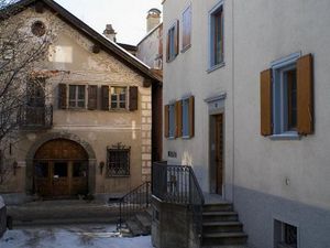 23540906-Ferienwohnung-4-Samedan-300x225-1