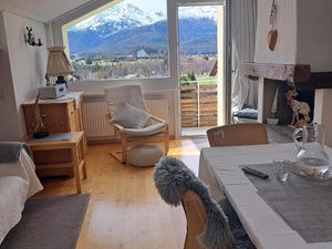 24037204-Ferienwohnung-3-Samedan-300x225-3