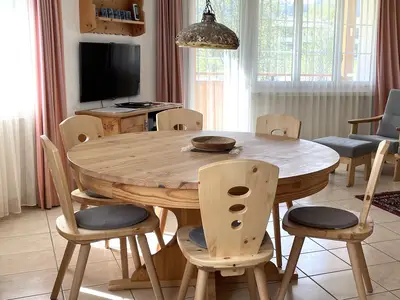 Esstisch
