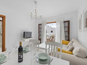 23916210-Ferienwohnung-6-San Bartolomé-300x225-1