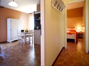 23921752-Ferienwohnung-4-San Bartolomeo Al Mare-300x225-3